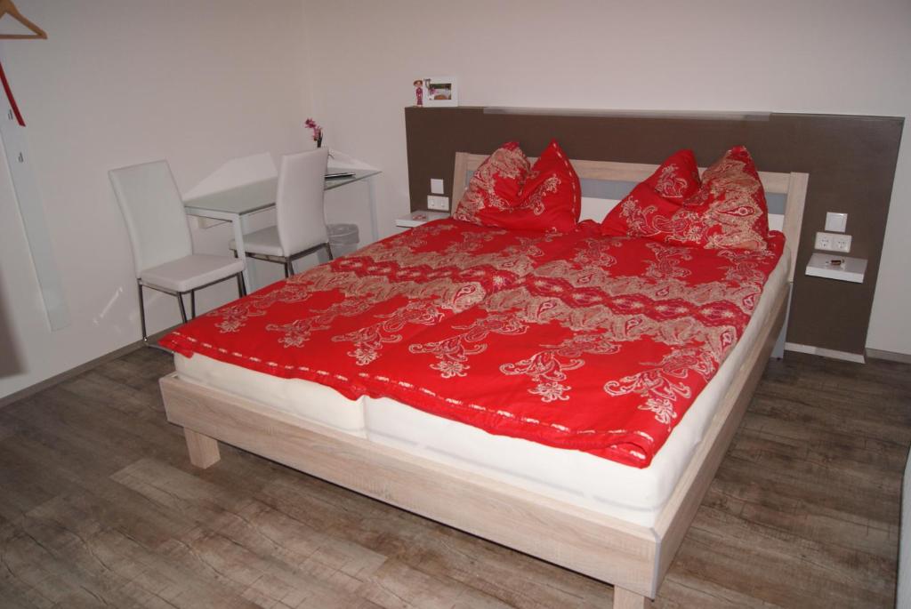 Privatzimmer Mitterbacher room 3